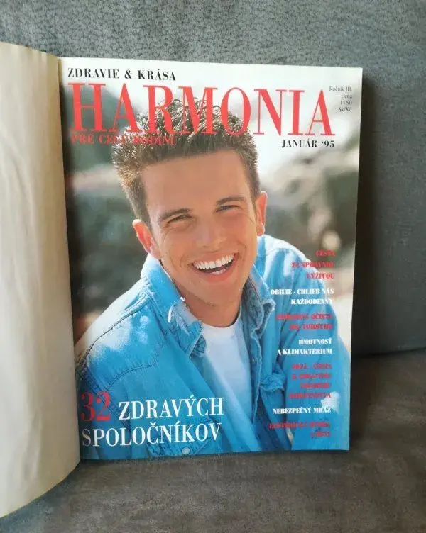 Zviazaný celý ročník