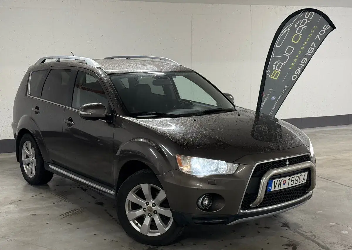 Mitsubishi OUTLANDER – 253 000 km