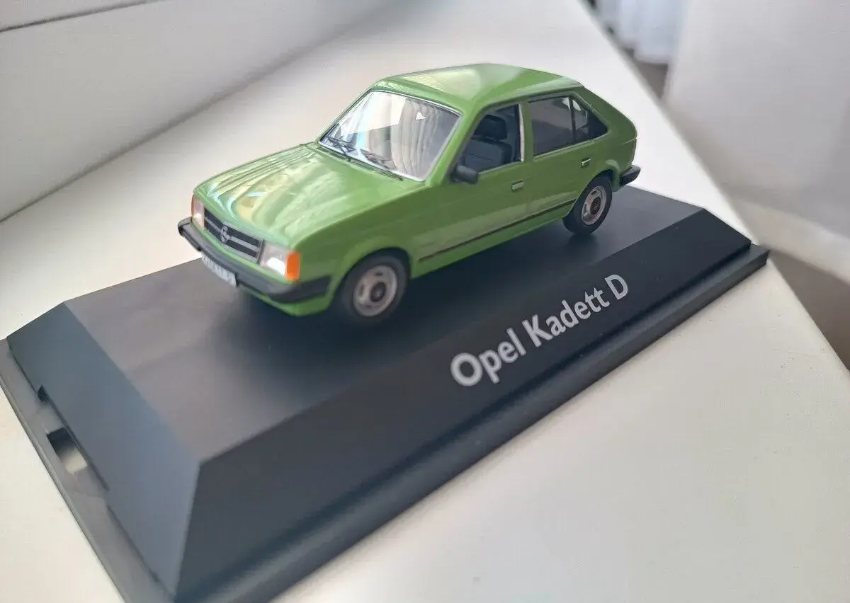 1:43 Opel Kadett D 1979-1984