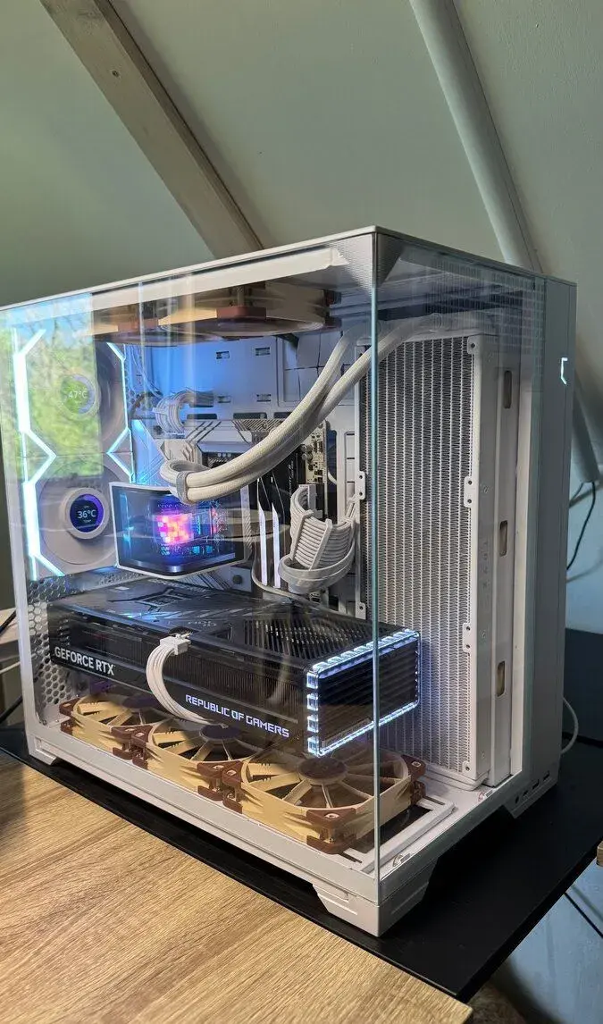 Lian Li O11 Vision Compact