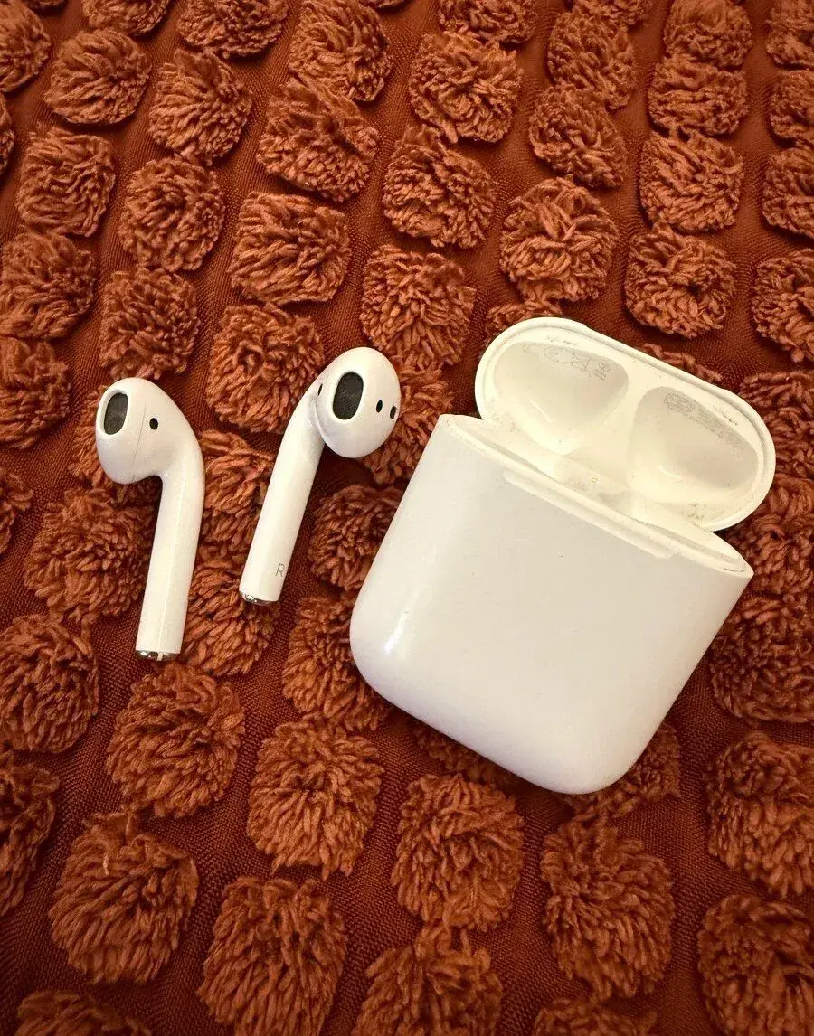 ORIGINAL Airpods 2gen.