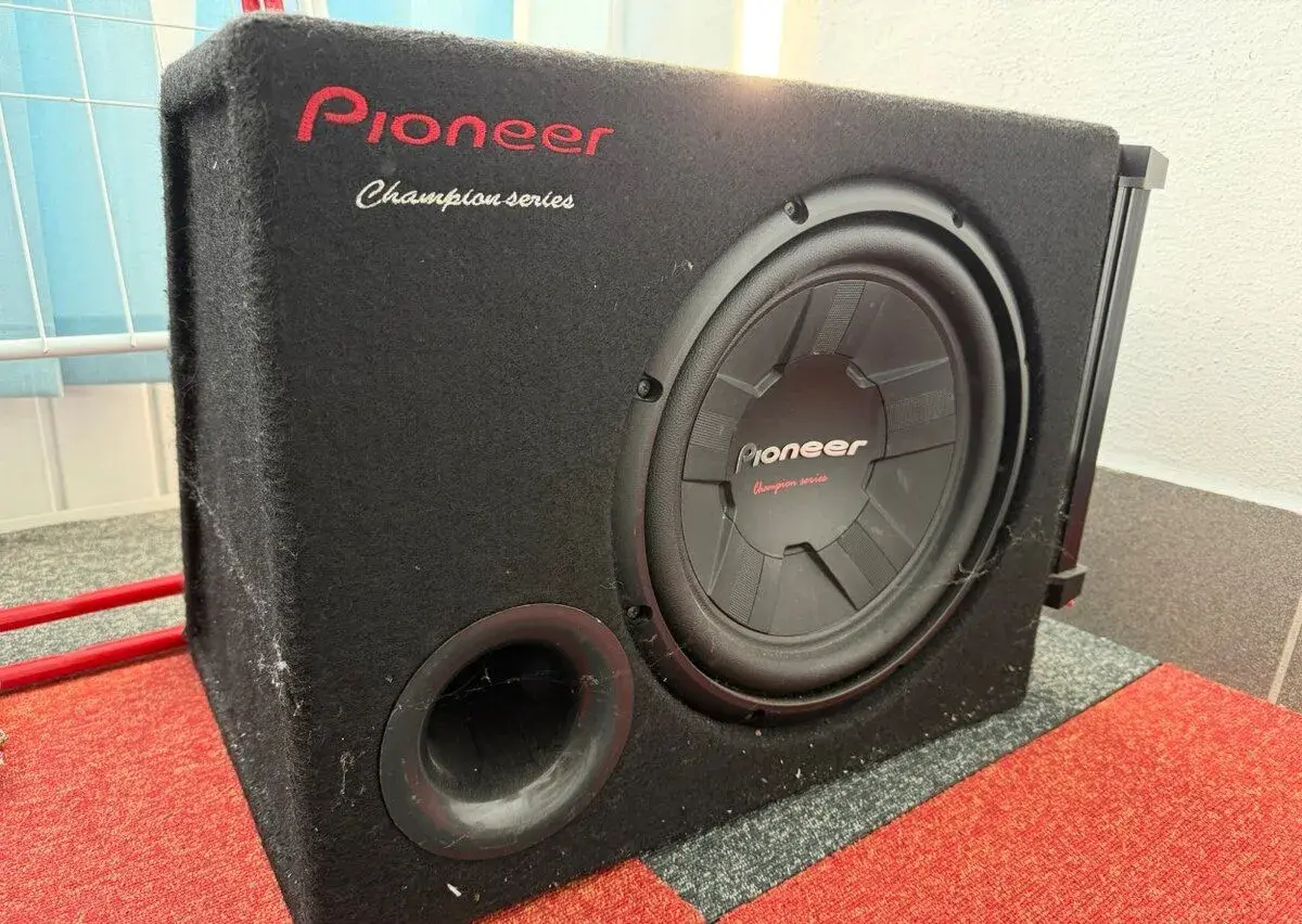 Set Subwoofer Pioneer Champion Series 1400W + Zosilňovač Lan