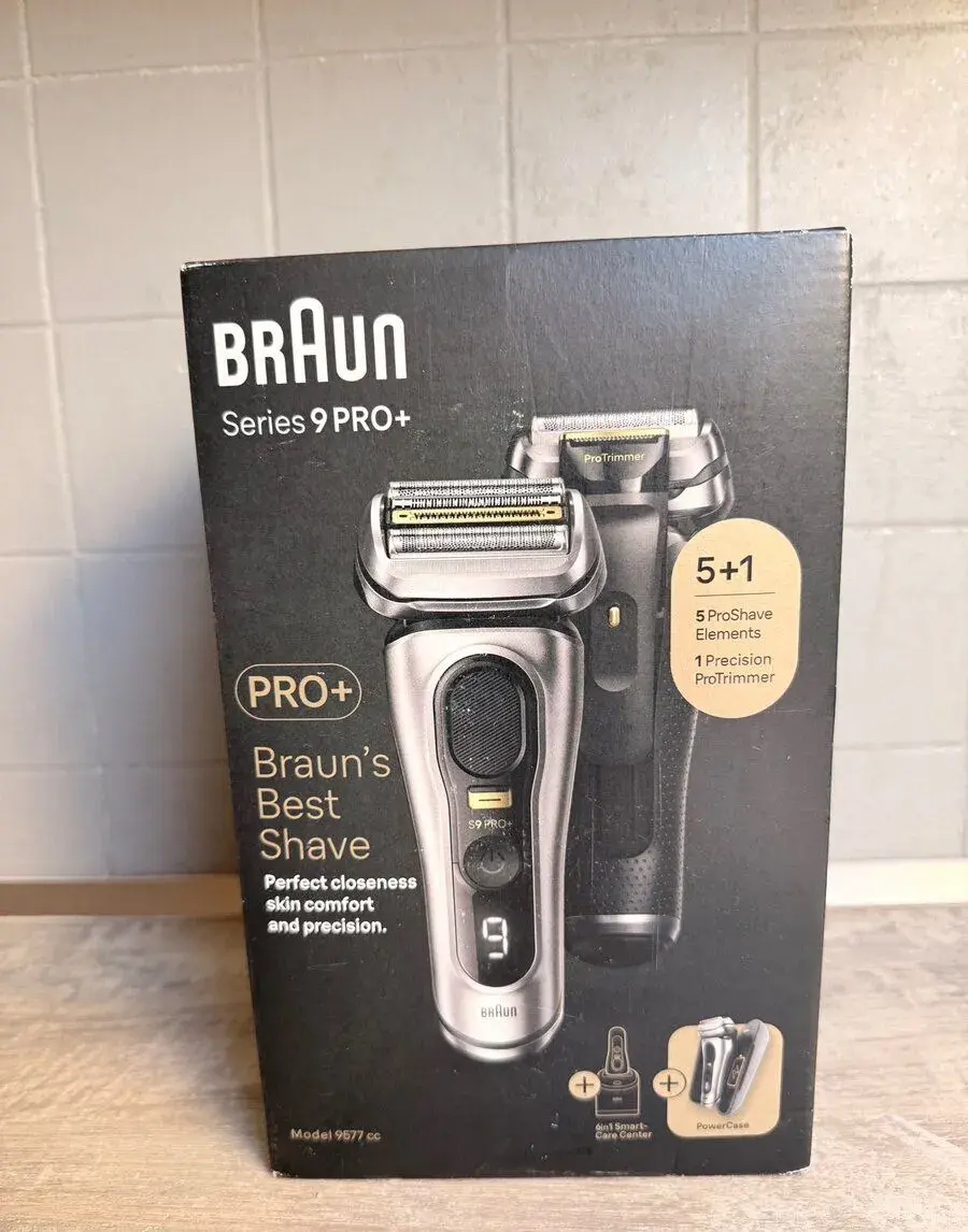 Holiaci strojcek BRAUN series 9 PRO+ model 9577 cc silver