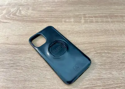 Quadlock kryt iphone 12 mini