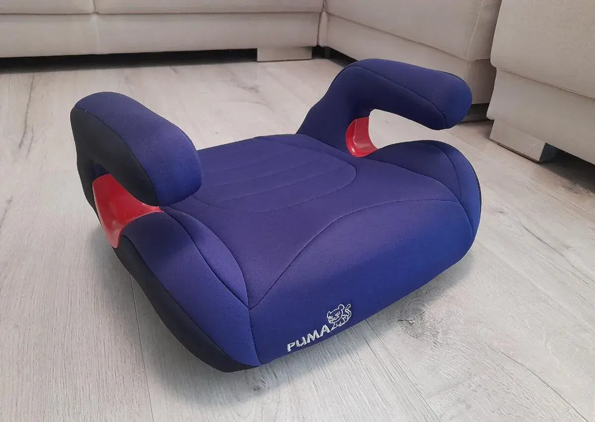 Podsedák CARETERO Puma Isofix navy
