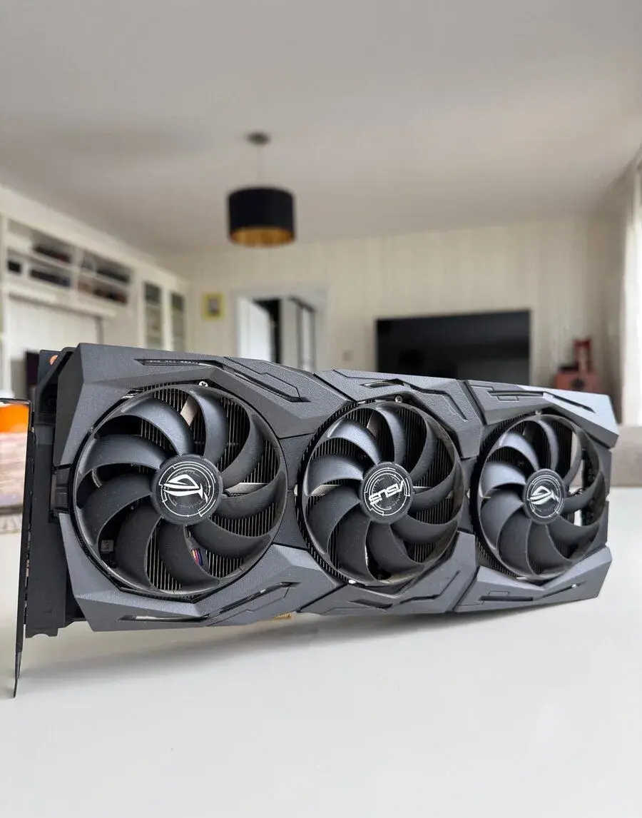 Asus GeForce RTX 2080 Ti Strix - 11GB
