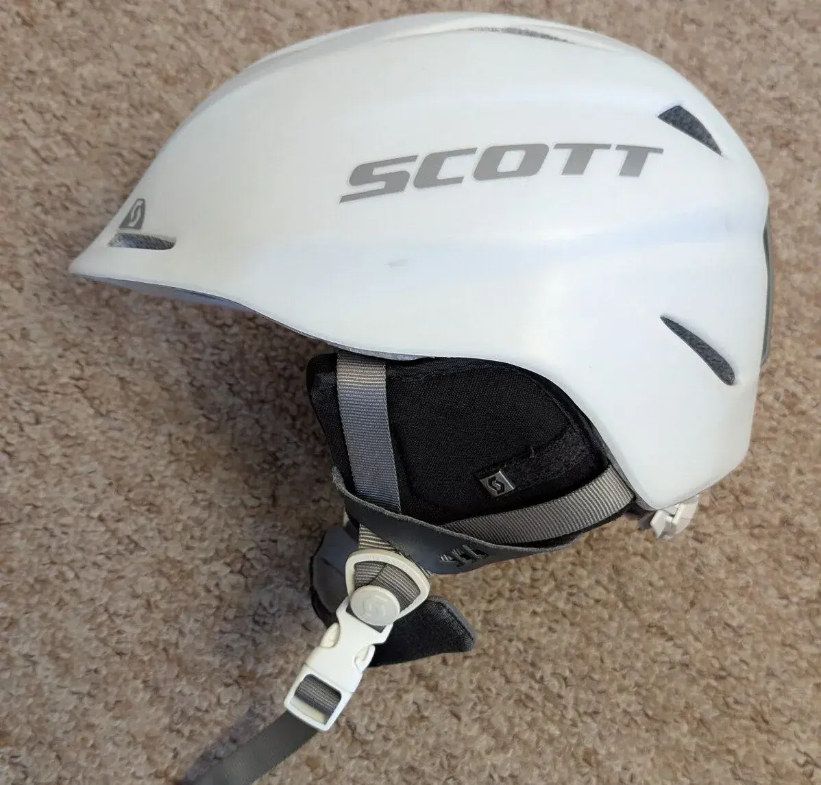 Prilba SCOTT Tracker M