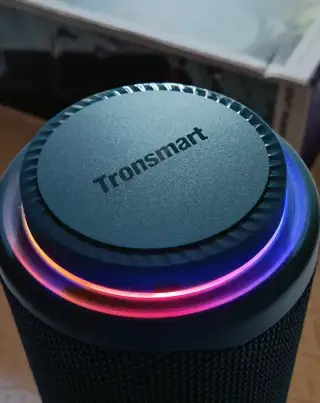 Tronsmart T8, 18 hod. výdrž, výkon 40W, appka