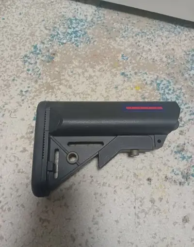 M4 pažba