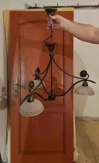 Kovaný luster – 3 ramená
