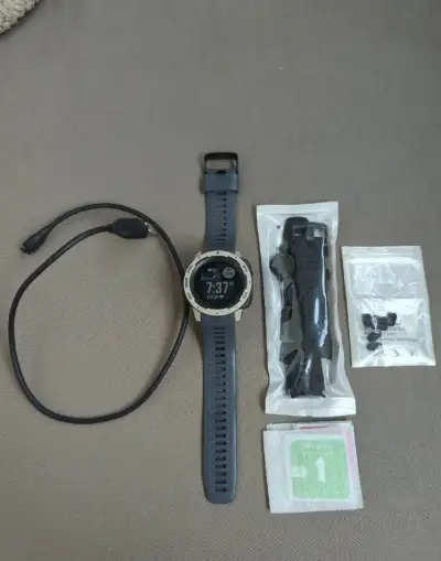Garmin Instinct + príslušenstvo