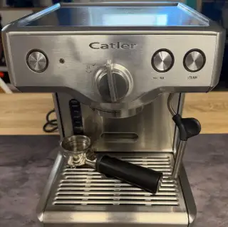 Pákový kávovar Catler ES 8010