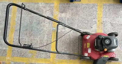 Kosačku bezpohonovú 11F-025J600