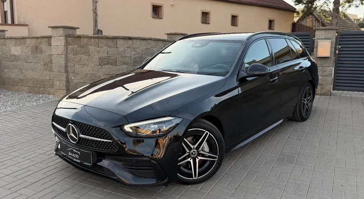 Mercedes-Benz C – 2023, 53 000 km