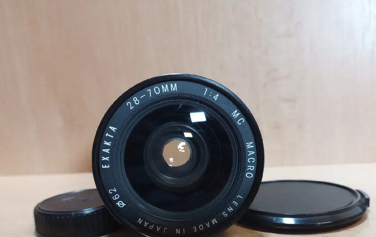 M42 Exakta MC Macro 28-70mm 1:4