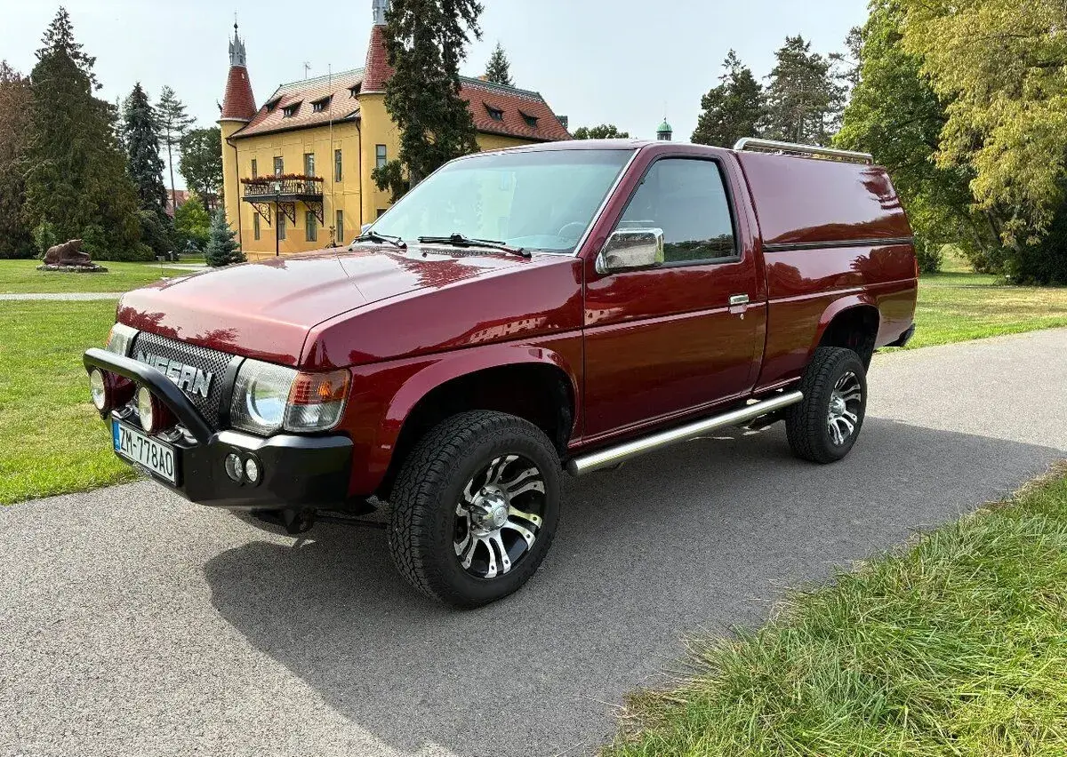 Nissan – 1995, 80 400 km
