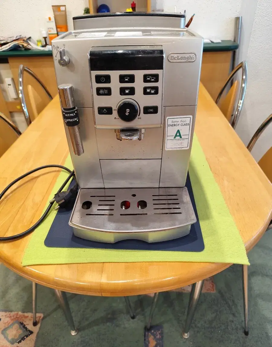 DeLonghi Magnifica S