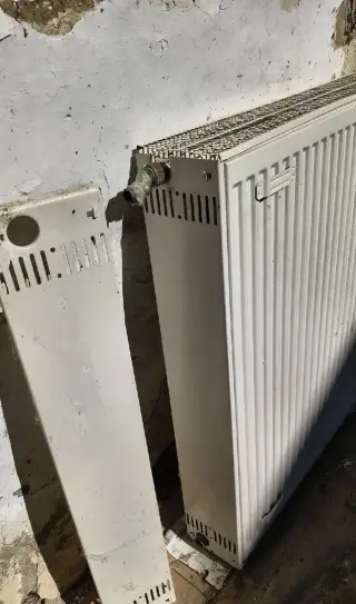 Radiator 80x90 30€