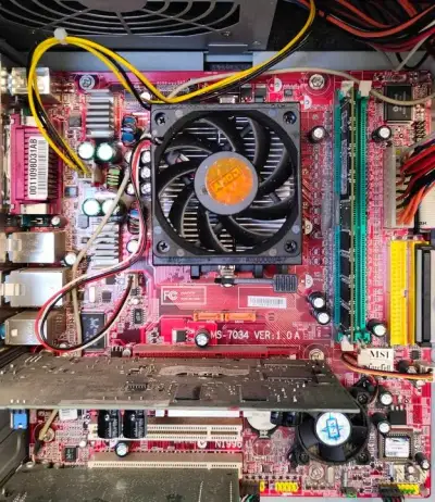 MSI K8NM (MS-7034 VER 1.0a)