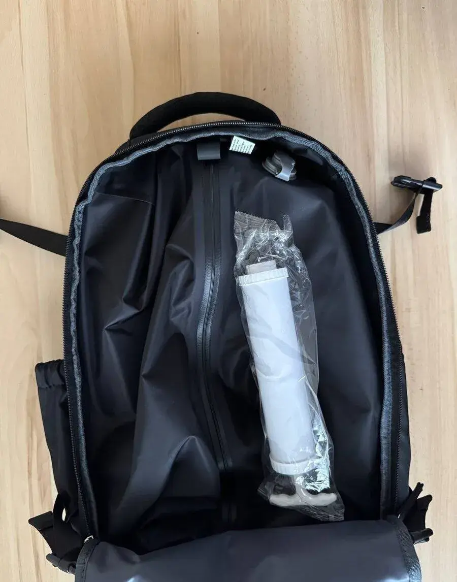 Cestovný ruksak s vákuovou kompresiou + ručná pumpa