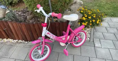 Dievčenský bicykel