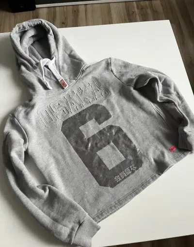 nosena damska seda mikina zn. original Superdry, vel. 36