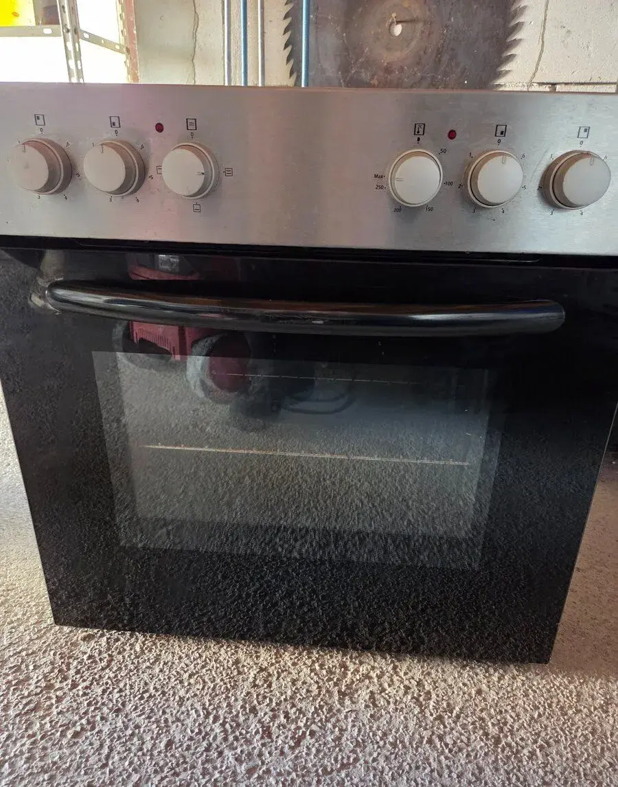 elektrický šporák Vestel + elektricka plaťňa - 3N - 5800W