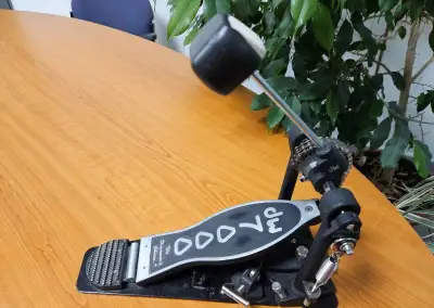 Pedál DW 7000