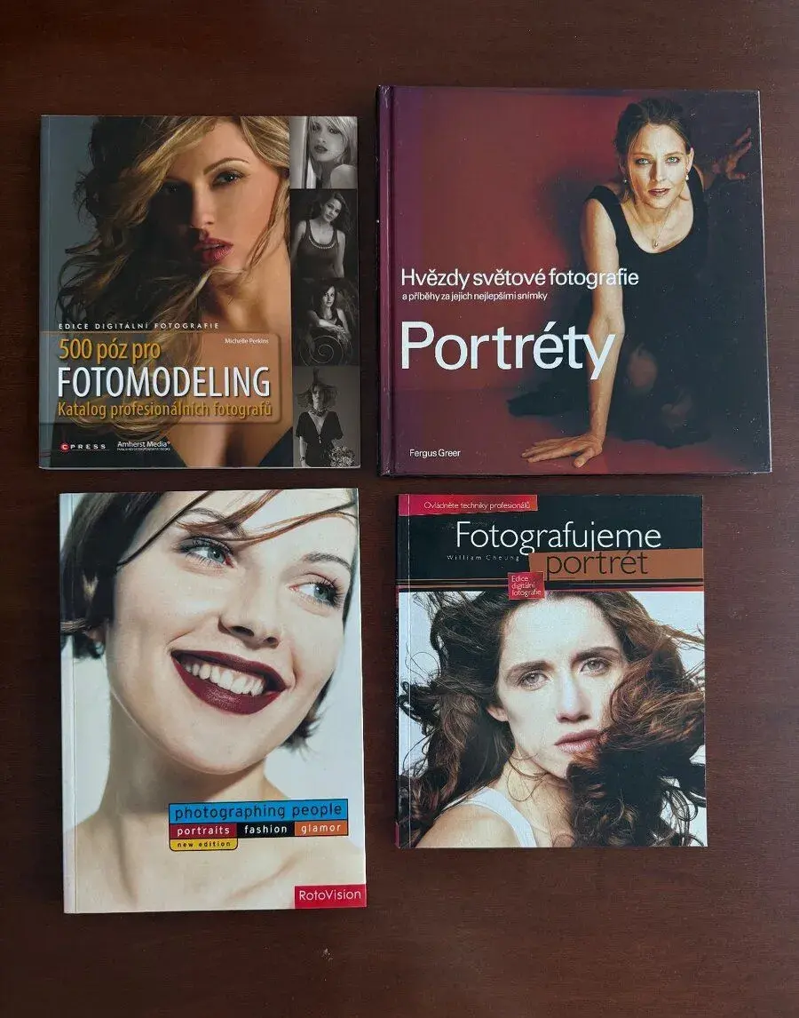 Balík fotokníh o portrétnej fotografii (4 ks) – top stav