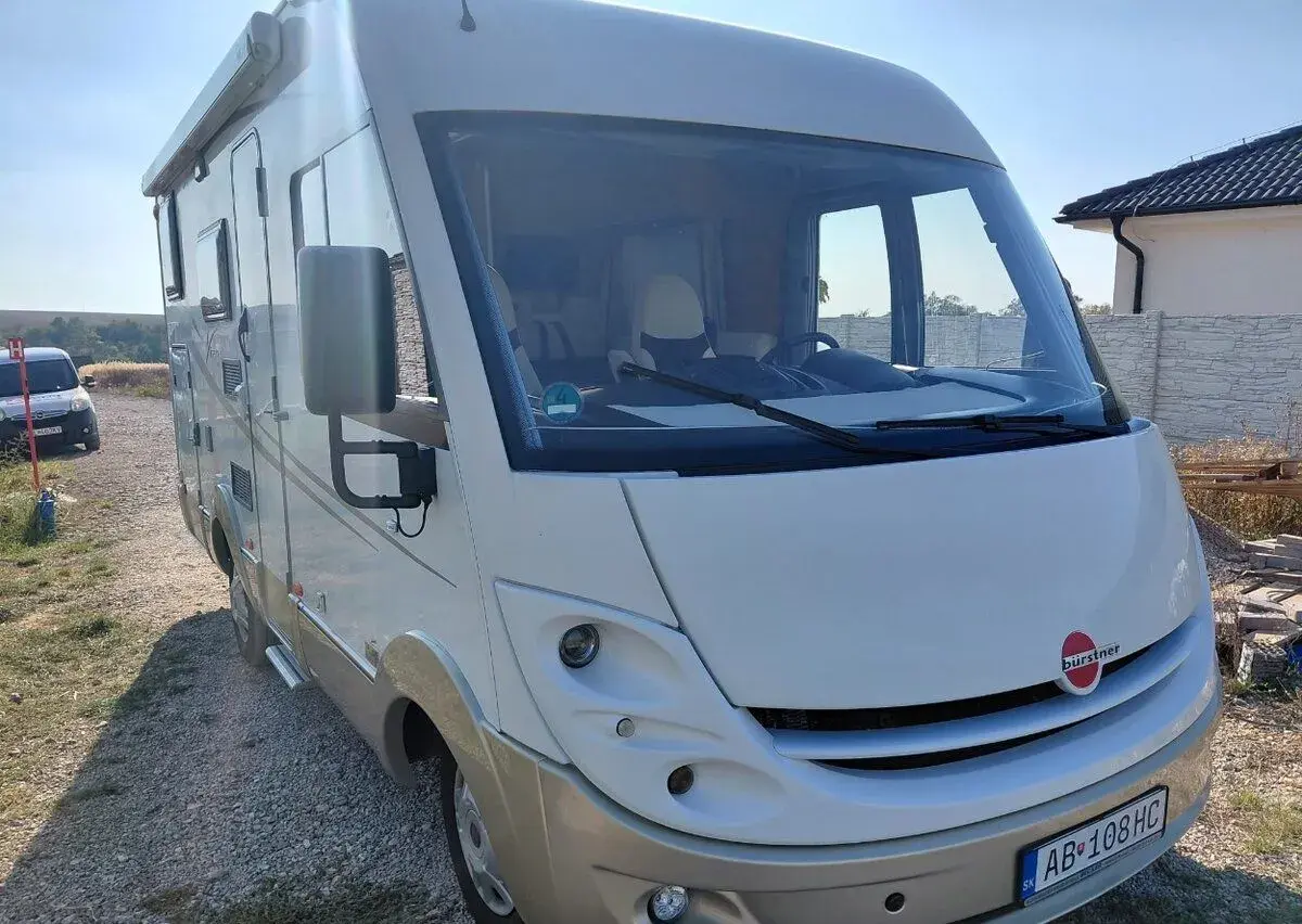 Autokaravan Burstner 2009, 90tis. Km