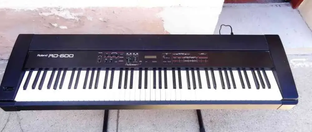 Roland RD-600 - za symbolickú cenu