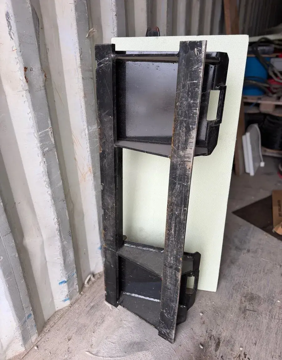 Paletizacne vidly na jcb 1cx