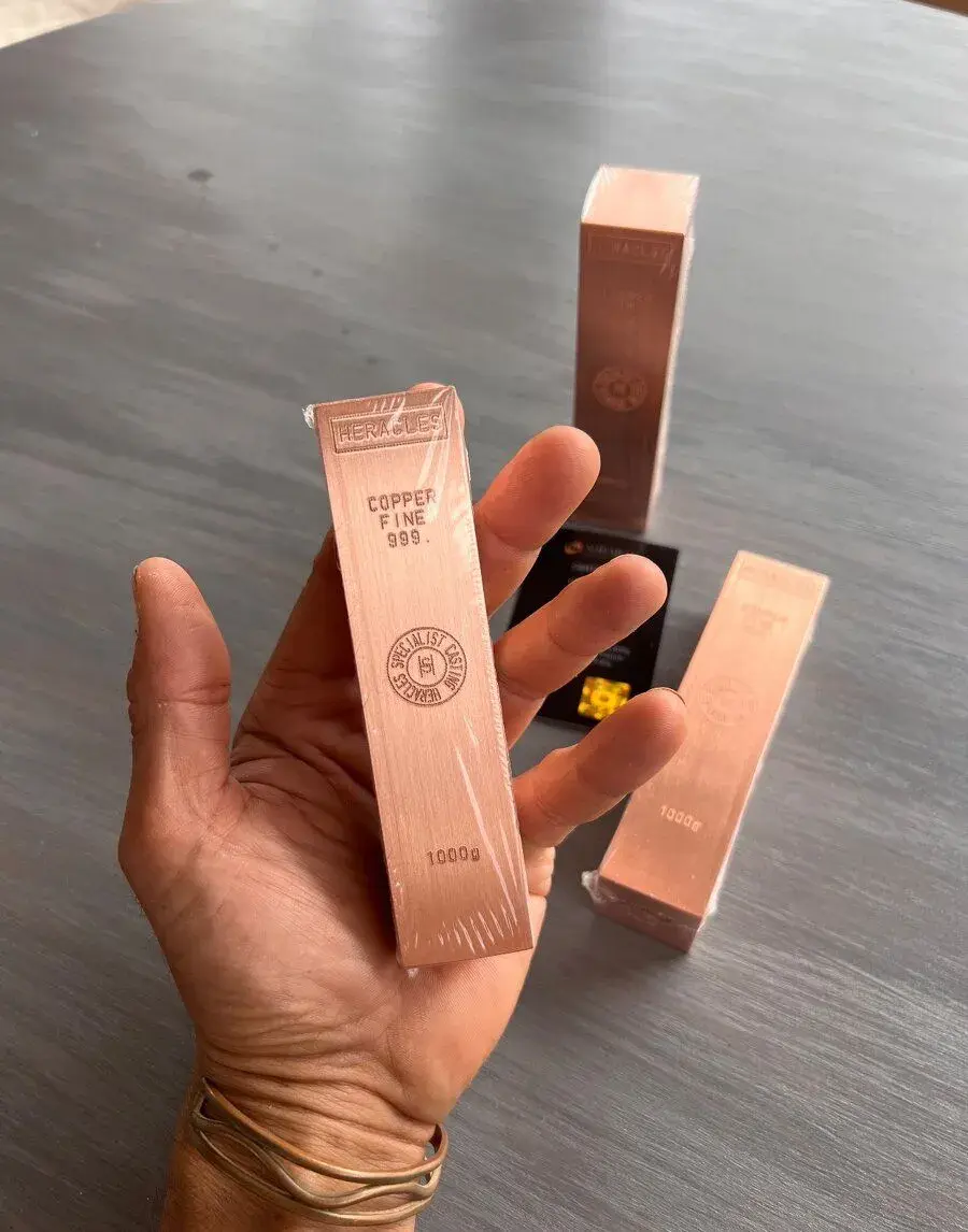 Medena tehlicka 1kg Cu.999 s certifikatom Copper Ingot