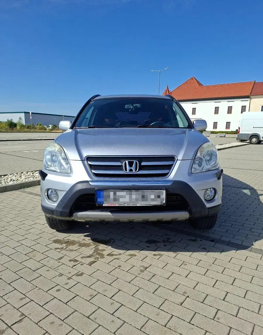 Honda CR-V – 2006, 10 000 km