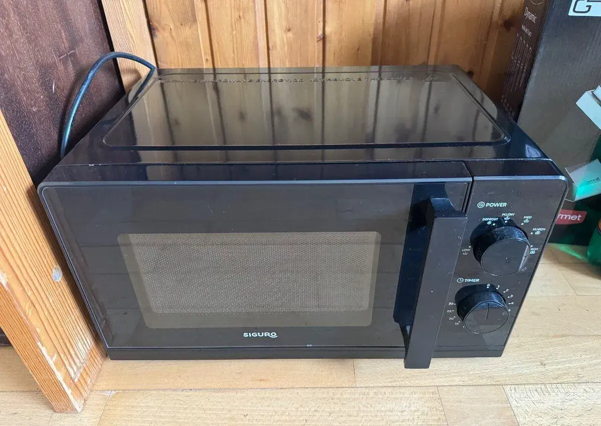 Mikrovlnka Siguro Prima M170B