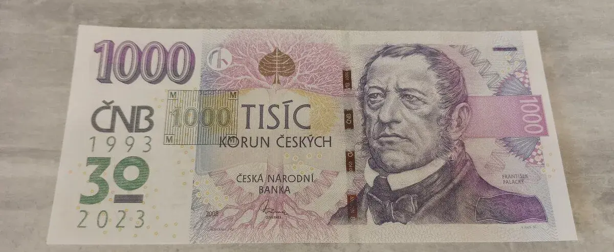 Výročnú bankovku 1000 Kč. ČNB. UNC kvality.