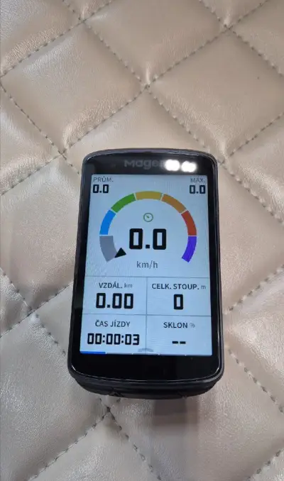 Cyklopocitač navigácia magene c706