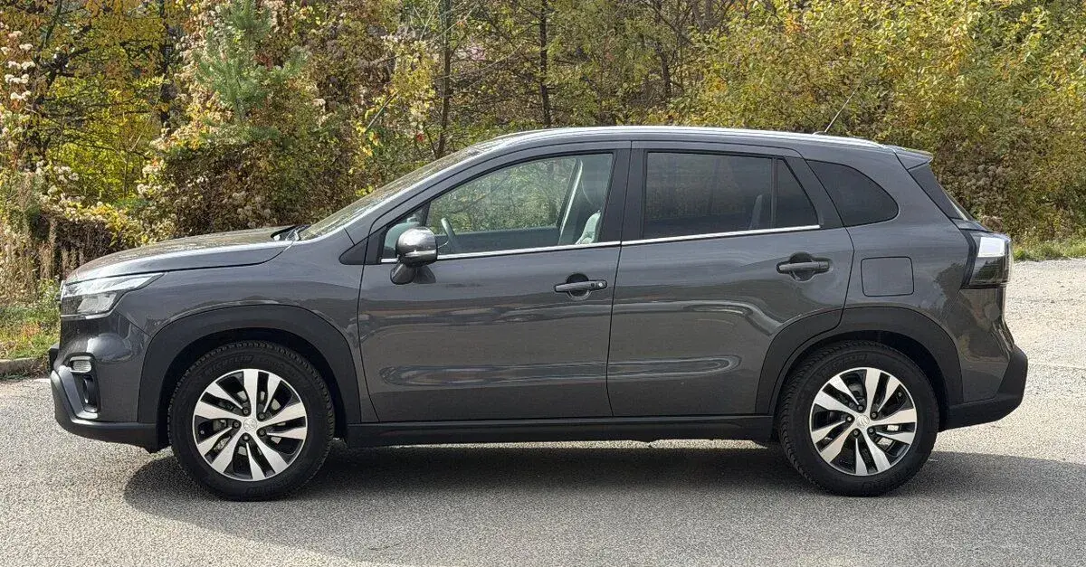 Suzuki S-Cross – 2025, 10 000 km