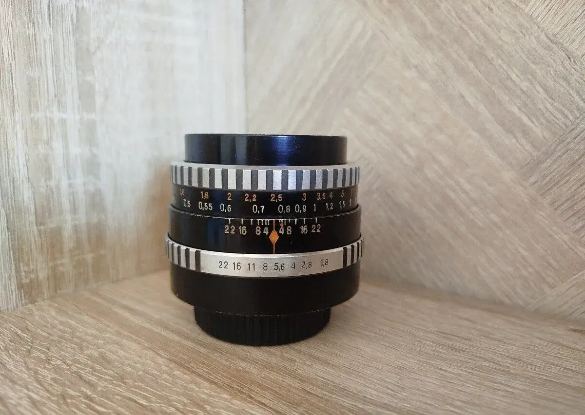 Carl Zeiss Jena PANCOLAR 1.8 50 mm EXAKTA