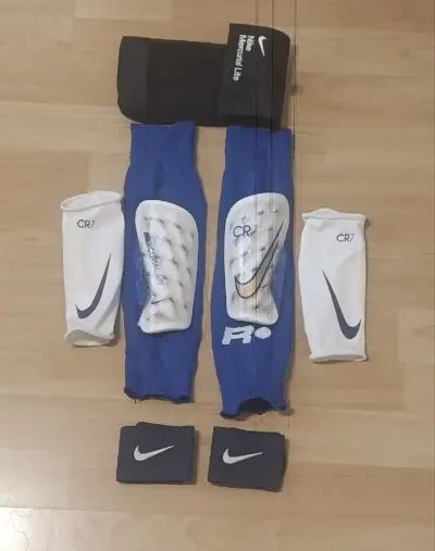 Kompletná sada Nike Mercurial CR7 chrániče + štucky