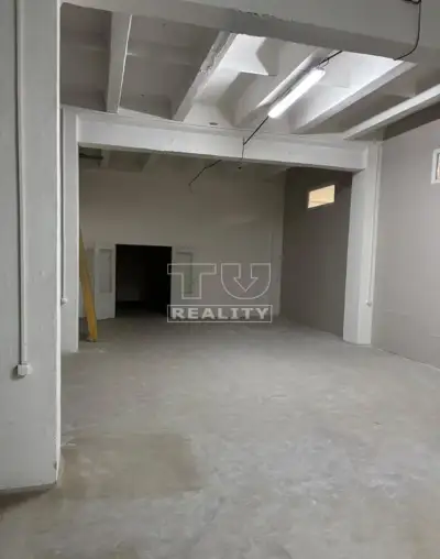 NA PRENÁJOM SKLADOVÉ PRIESTORY 130-300M2 TRENĆÍN - ZÁMOSTIE