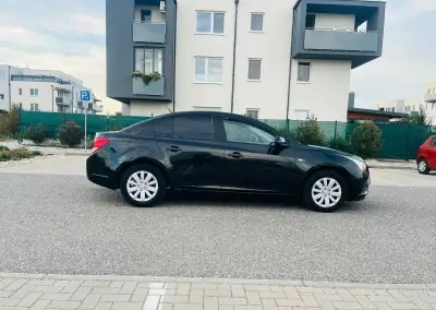 Chevrolet Cruze – 2011, 160 000 km