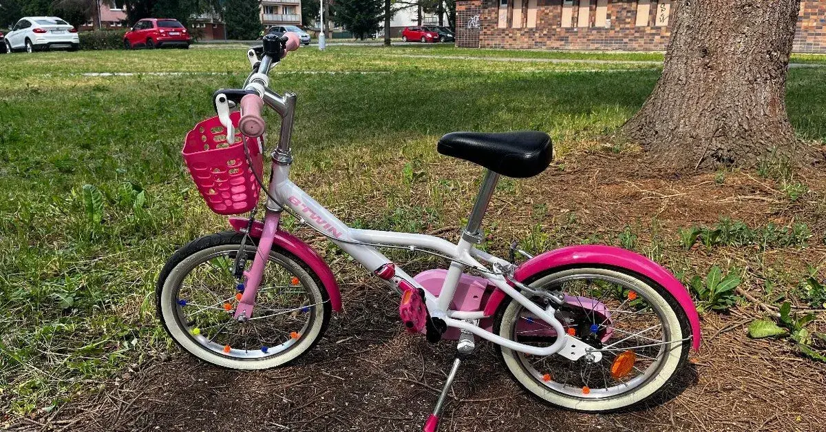Dievčenský bicykel