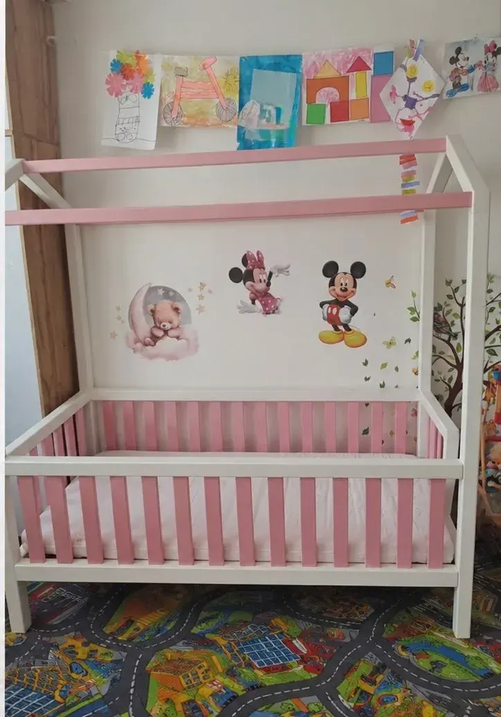 🌸 DIZAJNOVÁ DOMČEKOVÁ POSTEĽ PRE MALÚ PRINCEZNÚ 🌸
