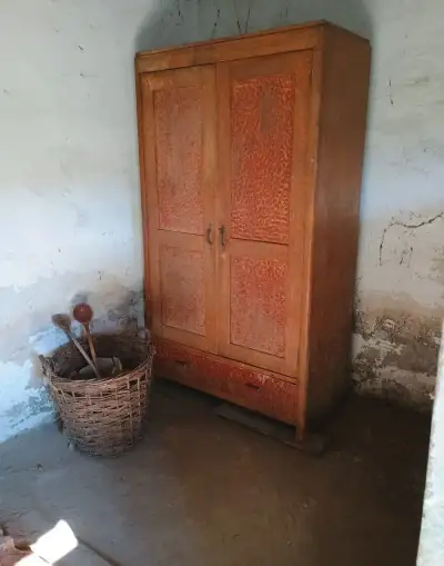 Starožitné skrine
