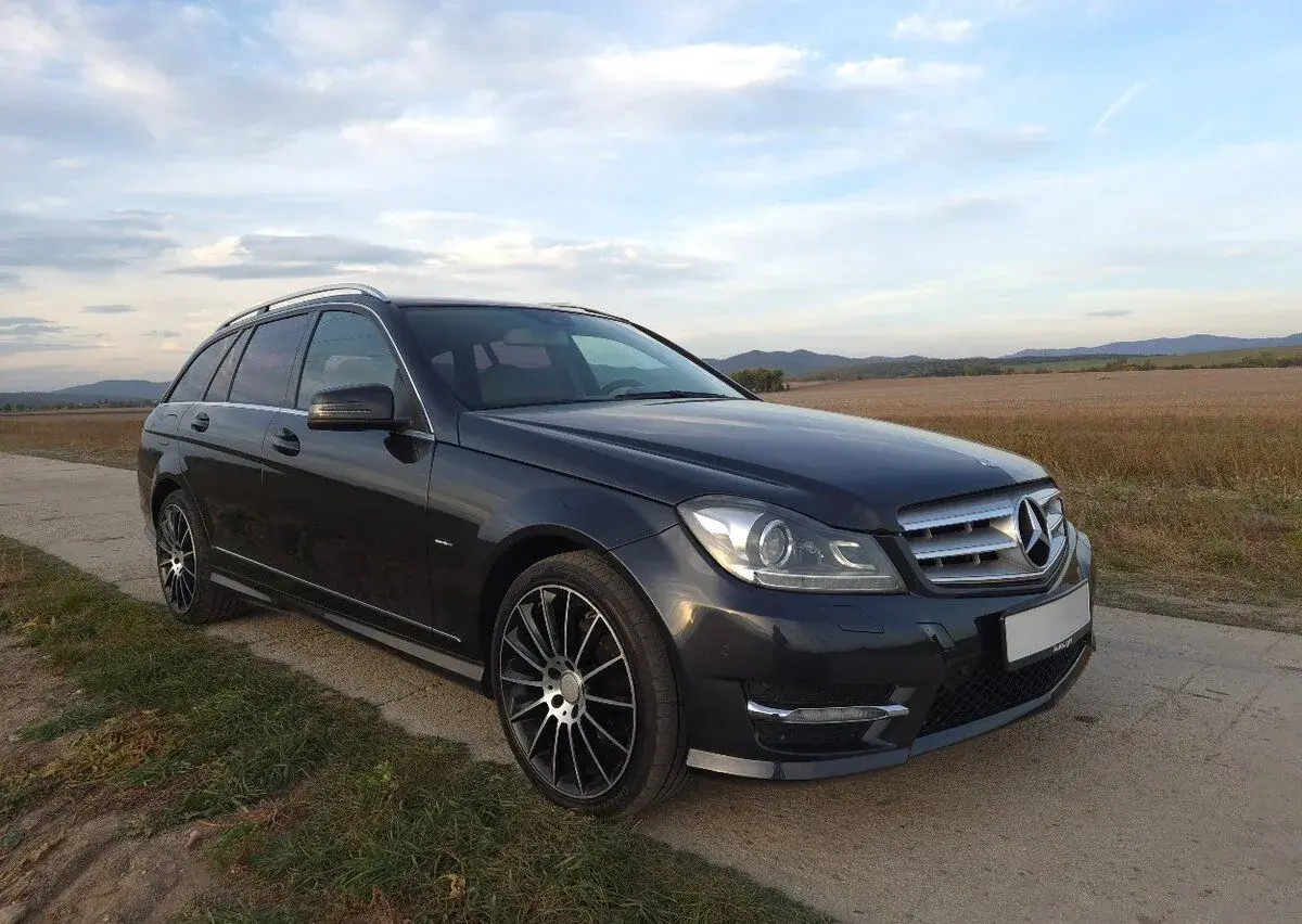 Mercedes-Benz C – 2012