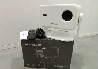 Projektor Magcubic 650ANSI