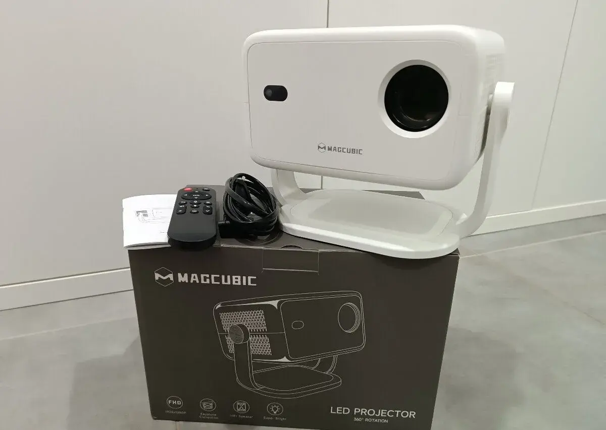 Projektor Magcubic 650ANSI