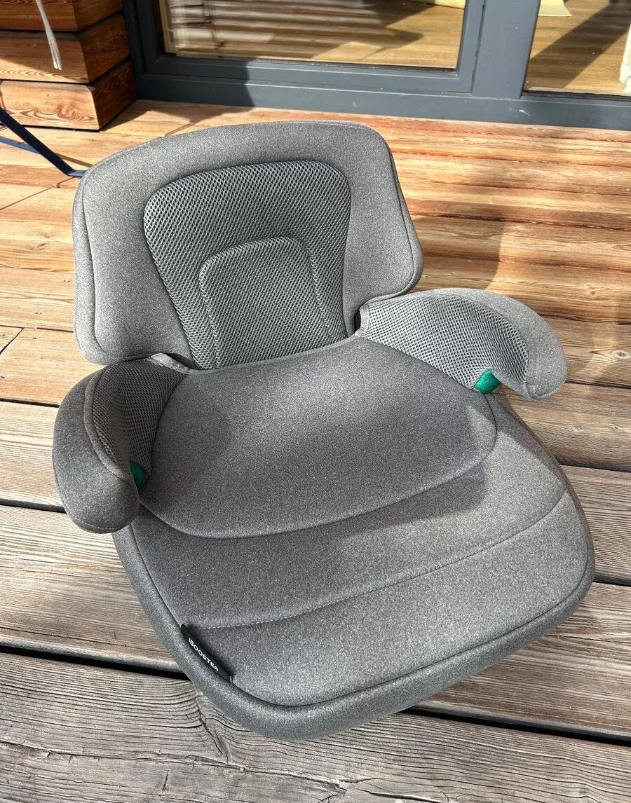 Nepoužitý odsedák Zopa iBooster i-Size Silver grey sivá