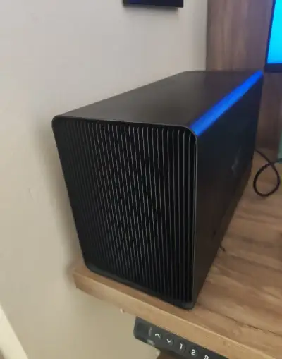 Razer Core X Egpu s AMD RX Vega 8GB